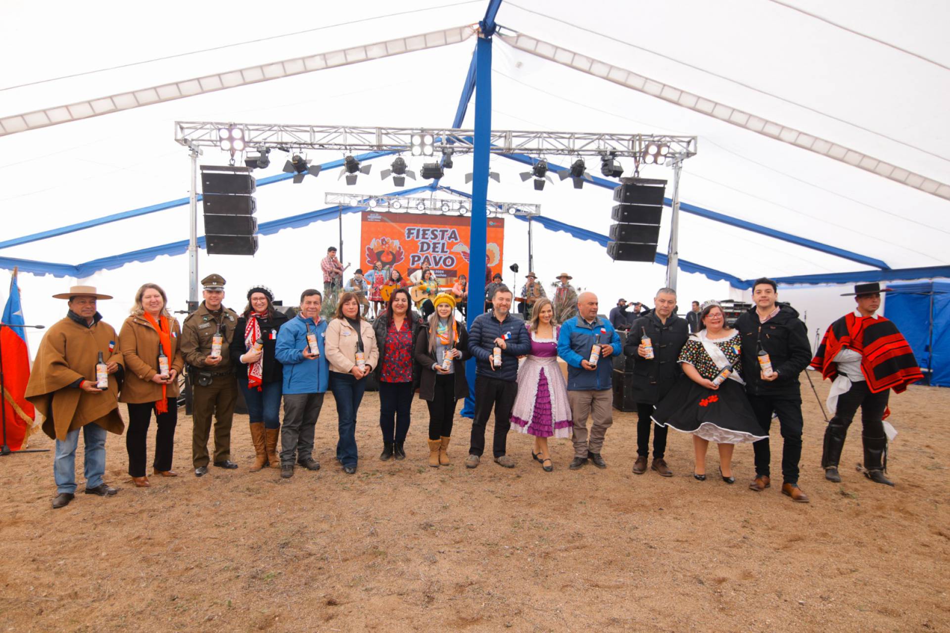 Más de 3.000 fieles llegaron a Quillón para celebrar la Fiesta del Pavo de Huenucheo.