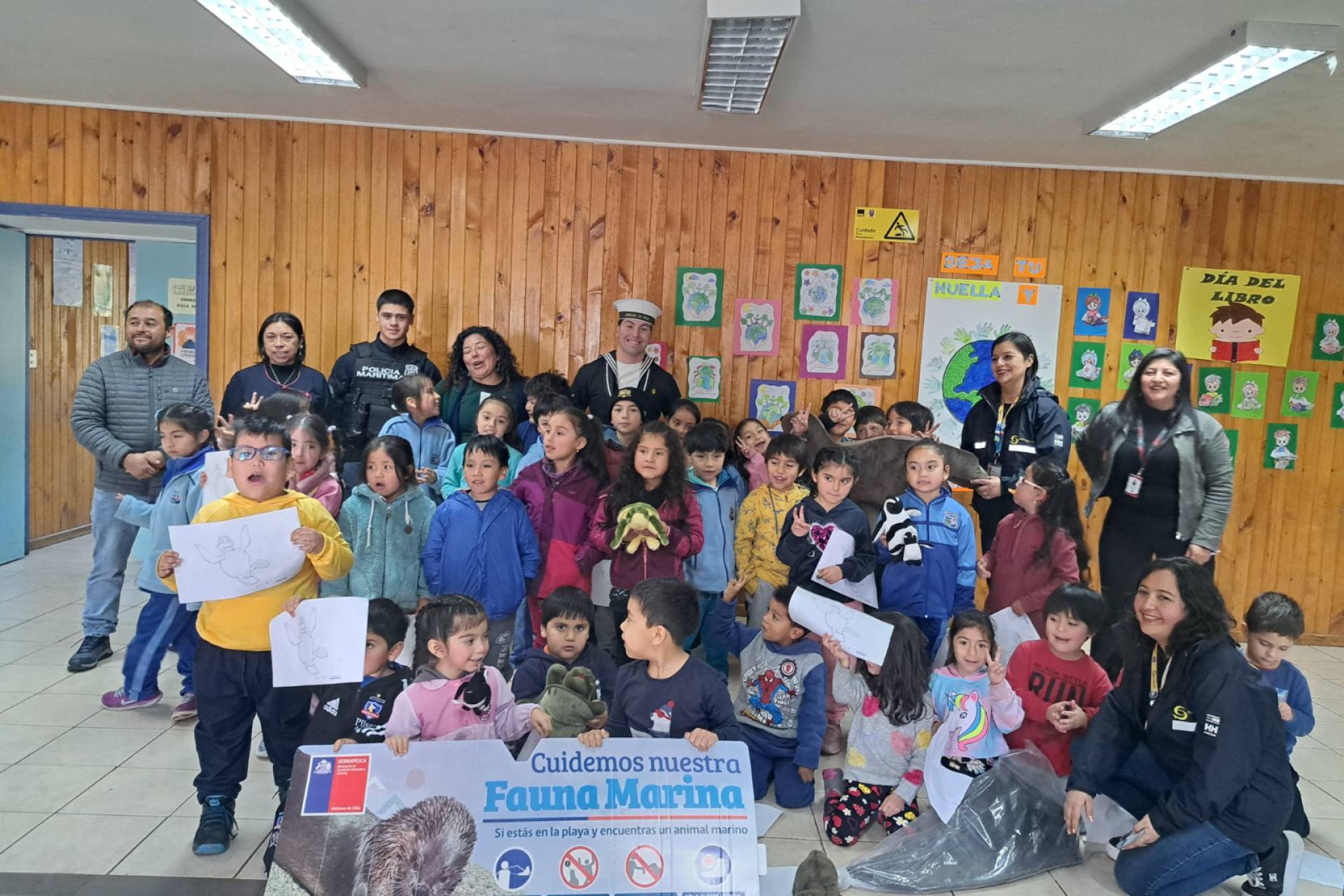 Por el Mes del Mar Sernapesca enseña sobre su cuidado a miles de escolares en todo el país