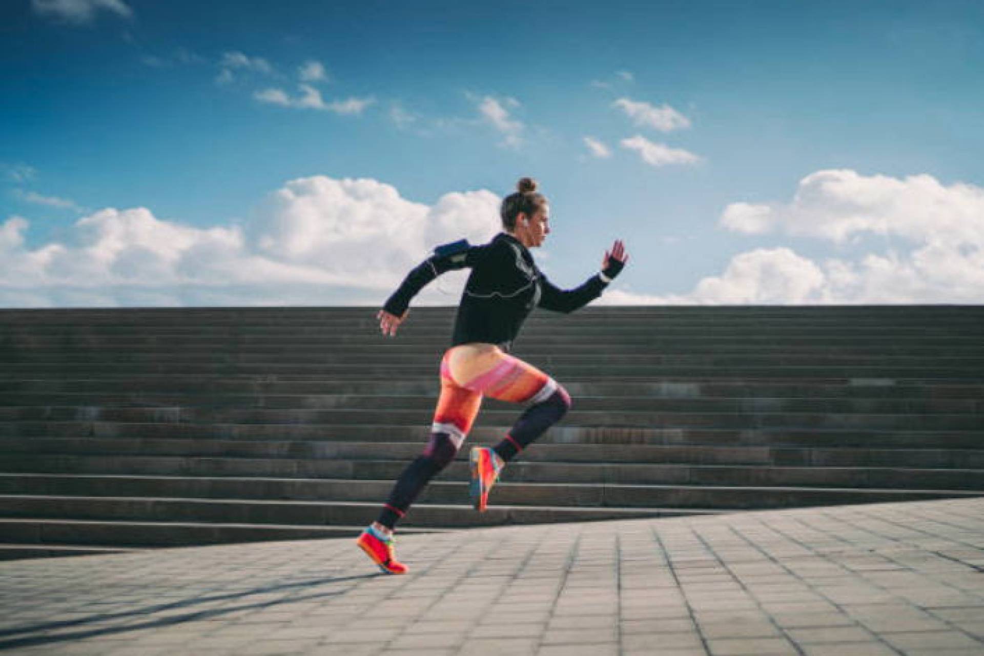 Huawei Chile Logo Día Mundial del Running: Lleva tu entrenamiento al siguiente nivel con el Huawei watch fit 3 y la Huawei Band 9