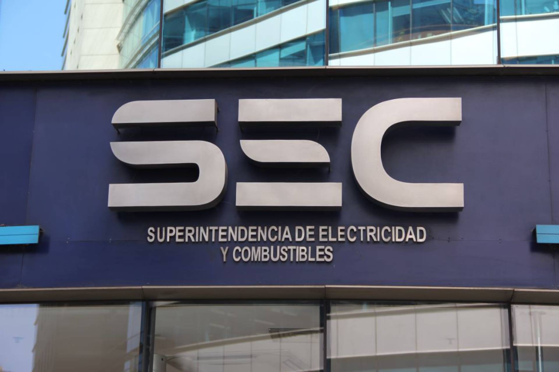 SEC Ñuble refuerza exigencias a empresas eléctricas para garantizar continuidad del servicio en tiempos de emergencia