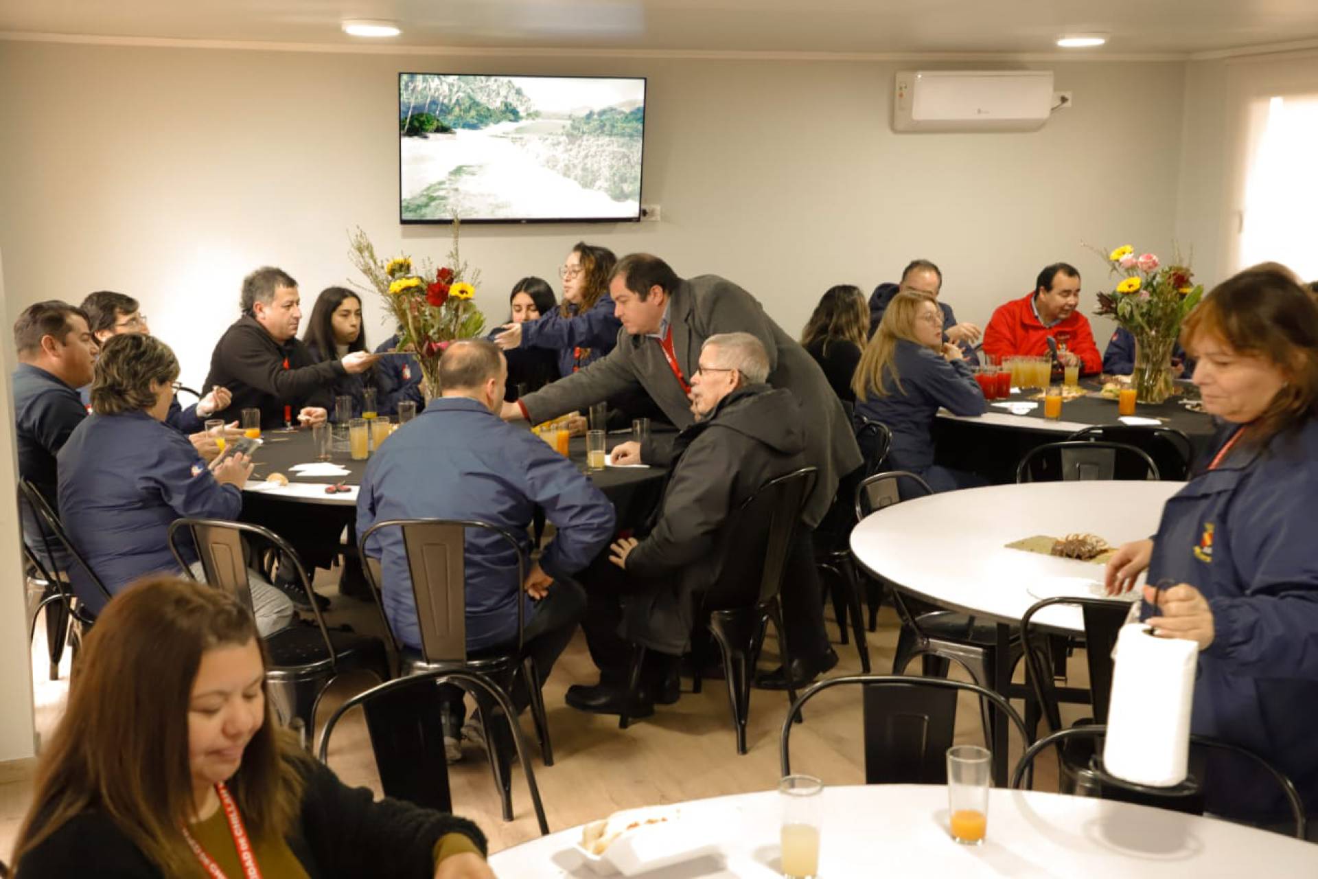 Chillán Viejo inaugura casino-comedor para sus trabajadores con capacidad para 50 personas
