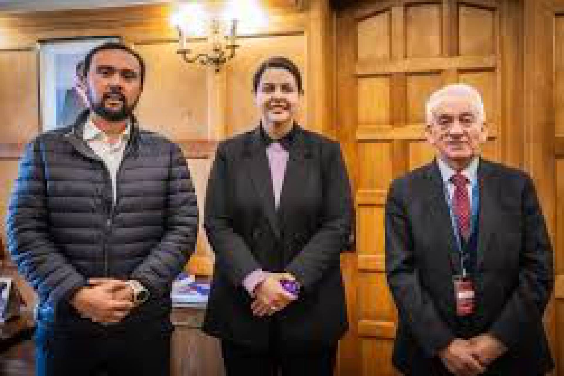 Gobierno Regional y Subdere comprometen recursos adicionales para concretar la reposición del Liceo A-17 de Yungay