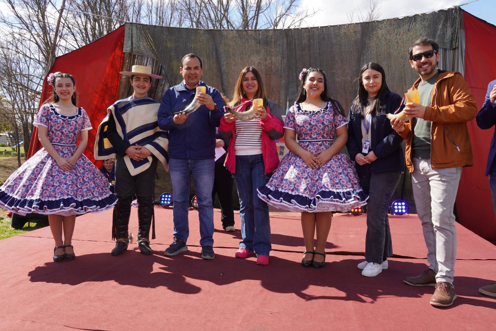 Realizan exitosa muestra de Circo y Folklore en Rucapequén