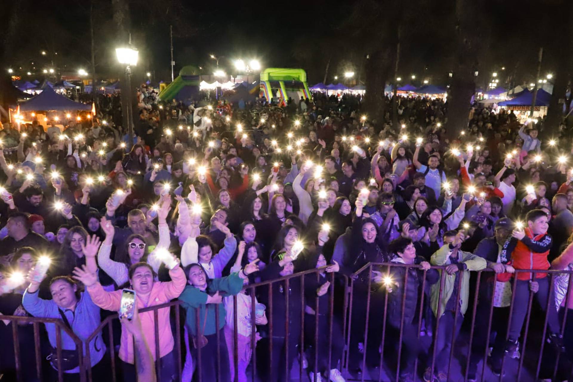 Fiesta de la Chilenidad en Chillán Viejo reunió música, gastronomía y tradiciones folclóricas