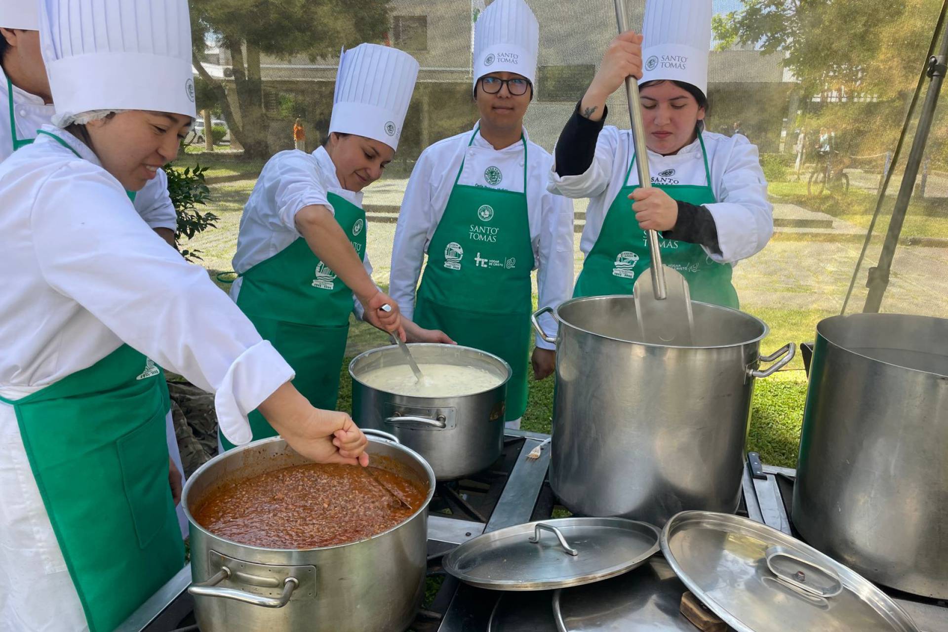 Instituciones de Chillán se unen para celebrar con una Tallarinata Solidaria en la Catedral