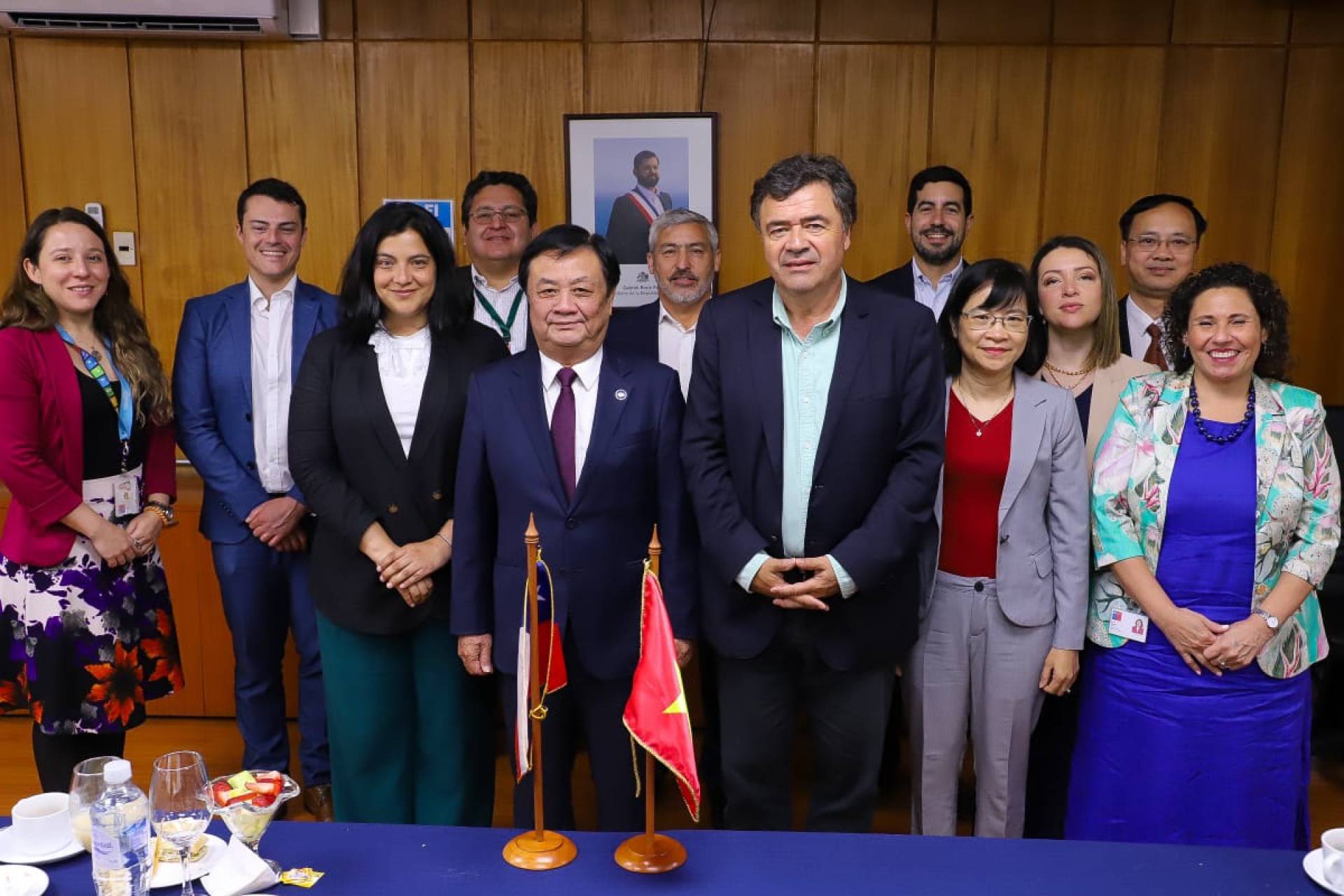 Ministerios de Agricultura de Chile y Vietnam suscriben Memorándum de Entendimiento para fortalecer cooperación en el sector agrícola en el marco de la agenda agroexportadora de la cartera