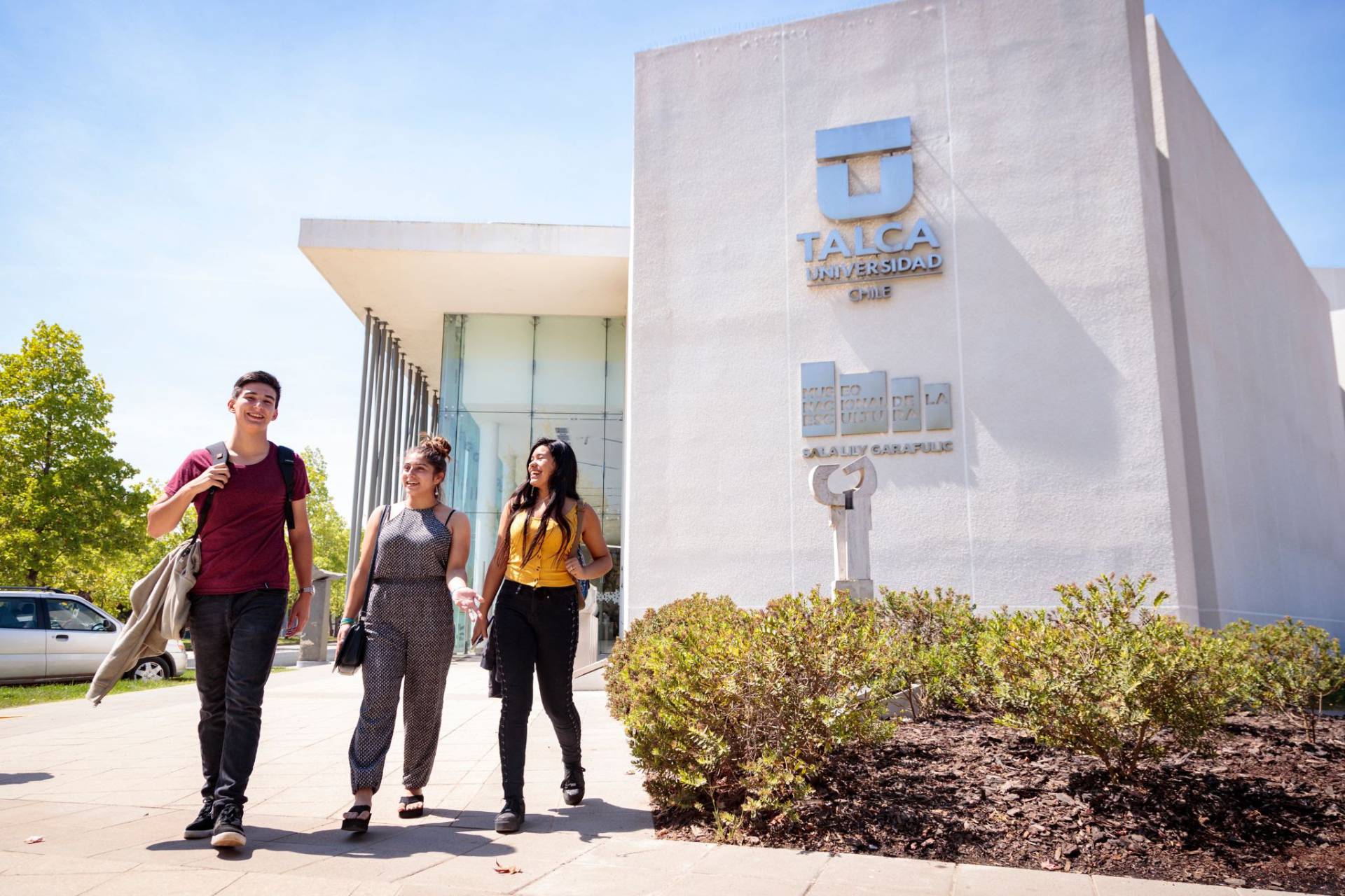 UTalca ofrece 1.400 vacantes para sus admisiones especiales 2025