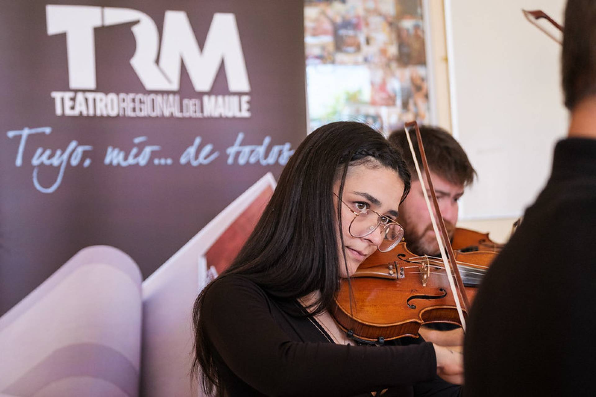 Cultura itinerante:  Orquesta Clásica del Maule lleva boleros, tangos y espíritu navideño a distintos rincones de Talca