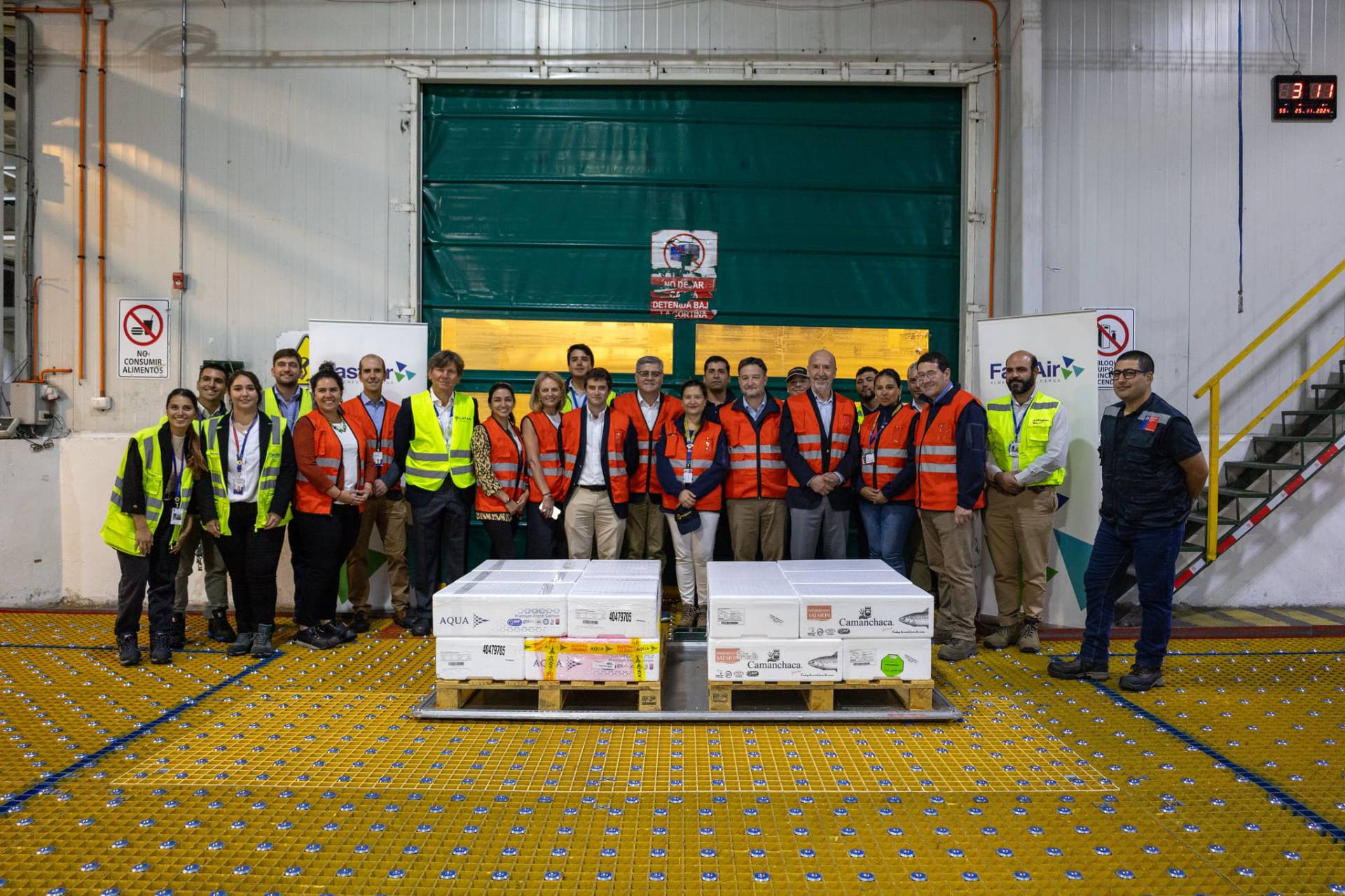 Se despachó a Australia el primer cargamento de salmones chilenos de exportación