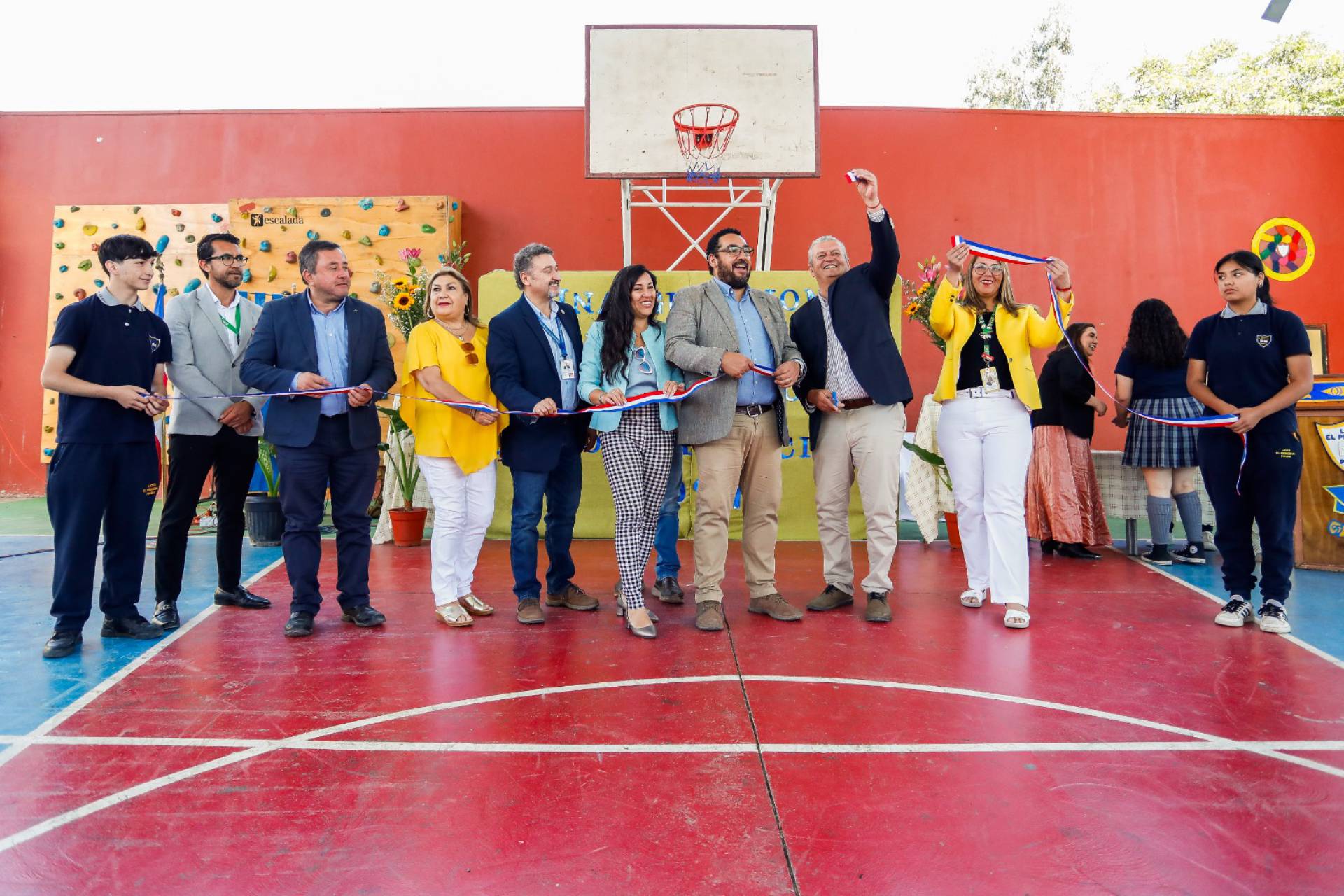 Ministro Cataldo inaugura obras por $547 millones en liceo rural de Pirque: “Este es el estándar que queremos para la educación pública”