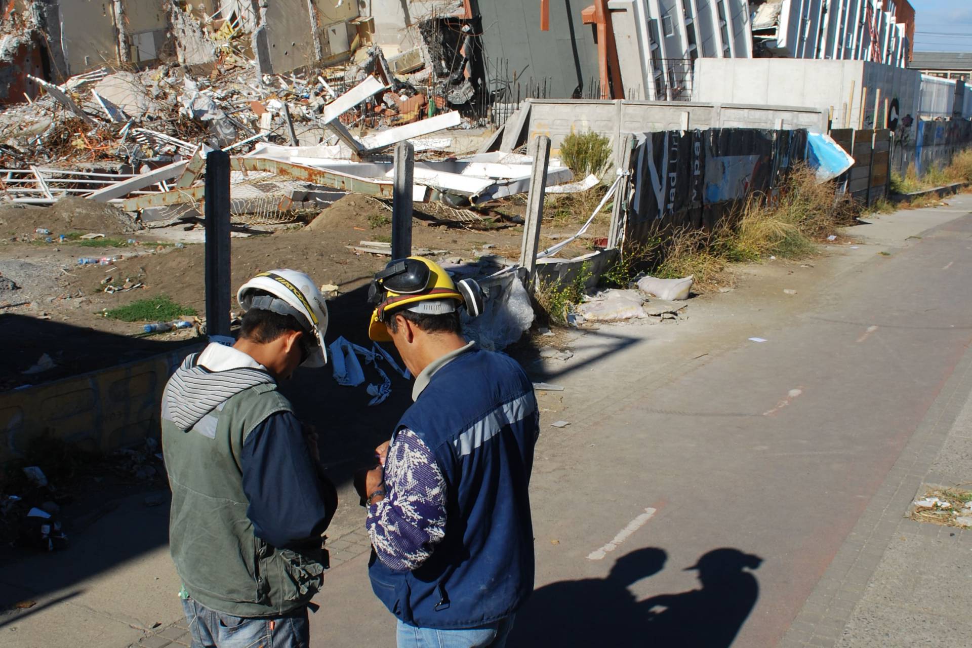 Expertos españoles analizaron la mitigación de los riesgos ante desastres naturales