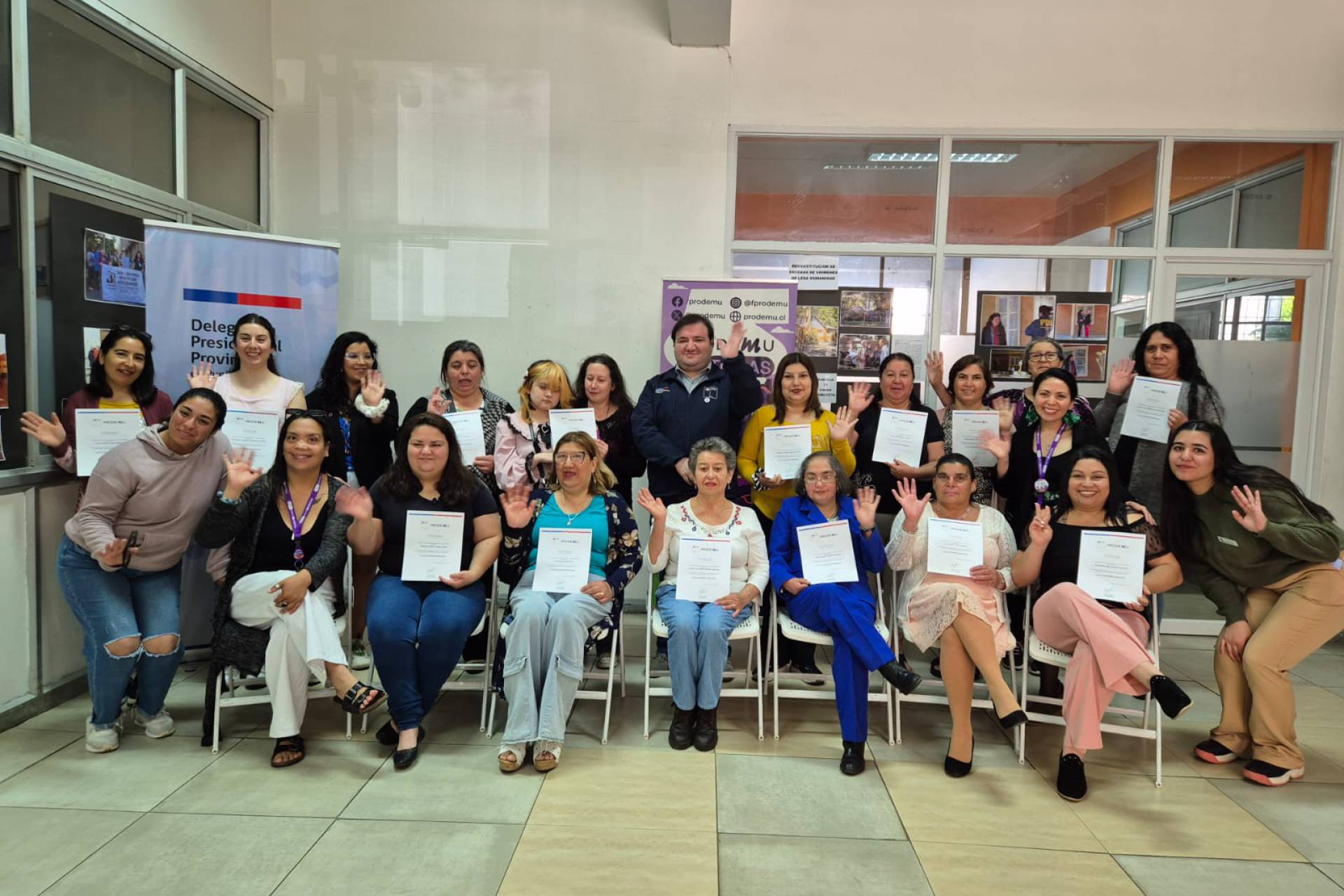´Cuidadoras Conectadas´ de San Carlos y Ninhue finalizan exitosamente su proceso de capacitación digital