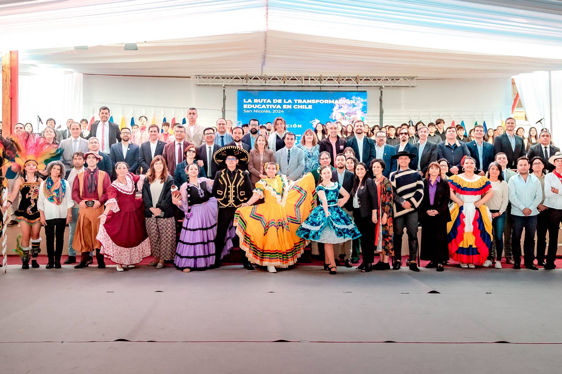 Liceo San Nicolás recibe a más de 19 delegaciones internacionales en el contexto de los 30 años del Laboratorio Llece de la Unesco Santiago y se transforma en referente para la transformación educativa regional