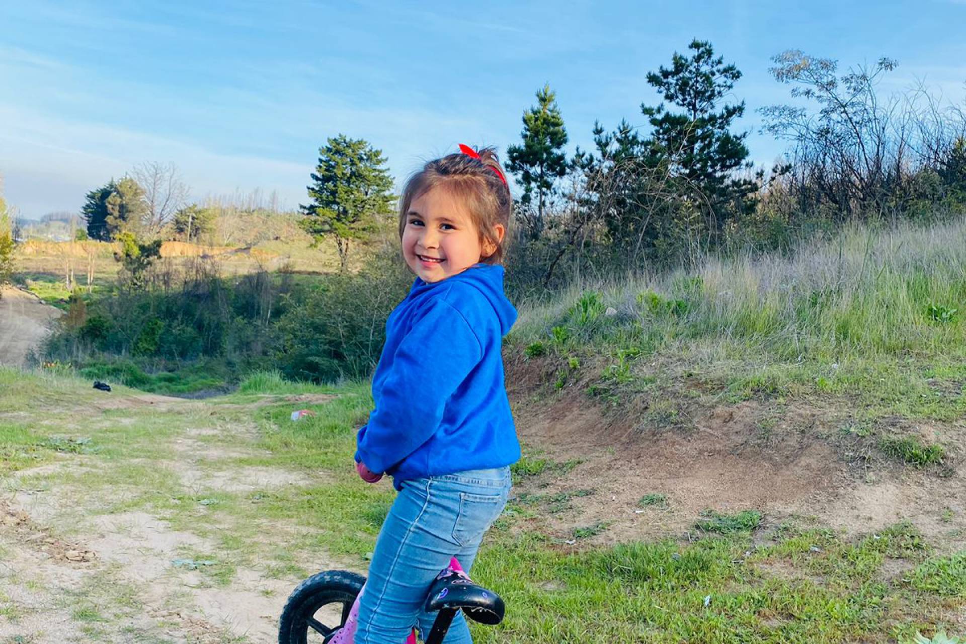 Pequeña de Ñuble cumplirá su sueño de visitar la NASA gracias a su compromiso escolar