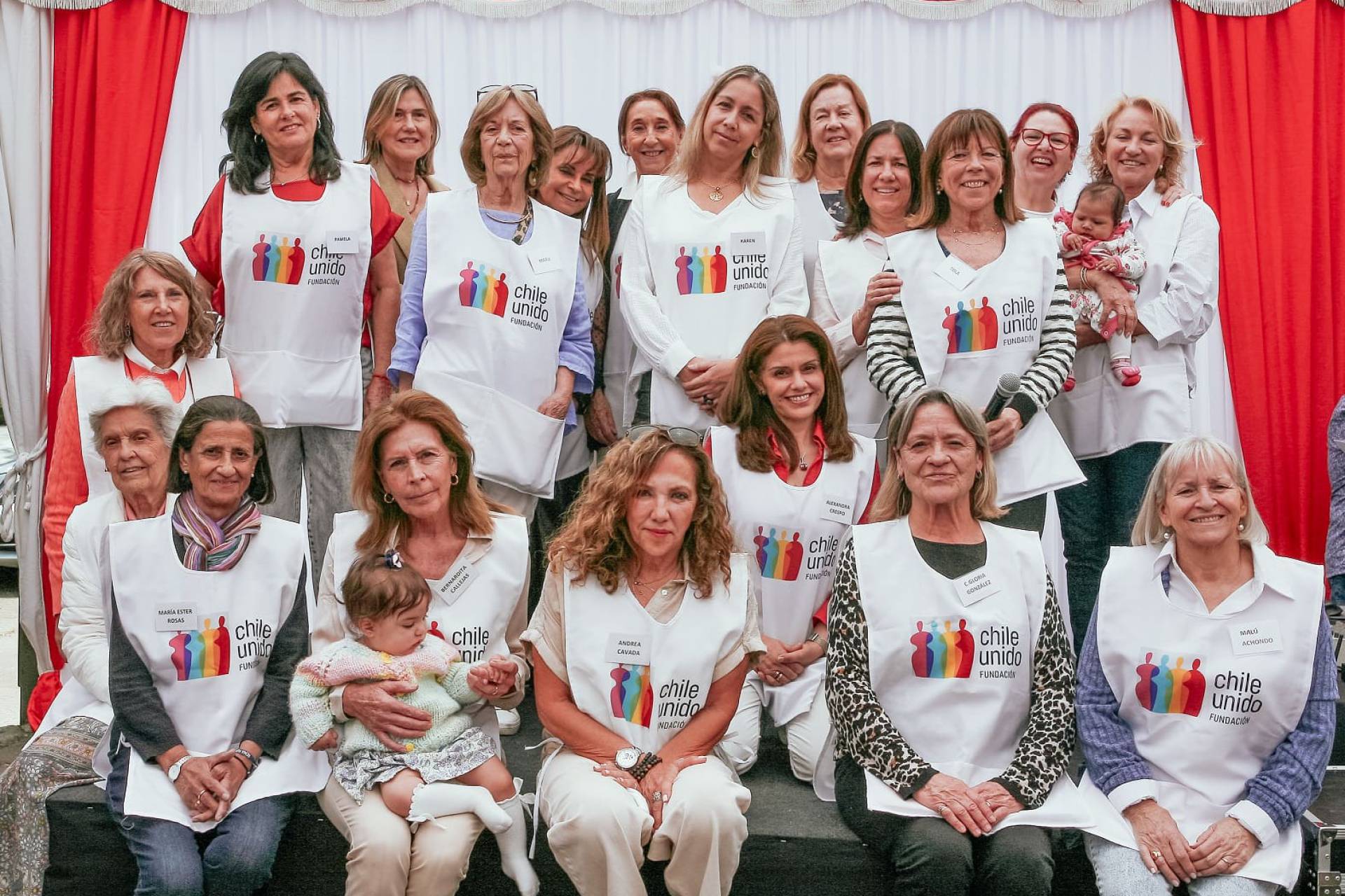 Fundación Chile Unido celebra la Navidad con mamás que participan en el Programa de Acompañamiento Integral a Mujeres con Embarazos Vulnerables