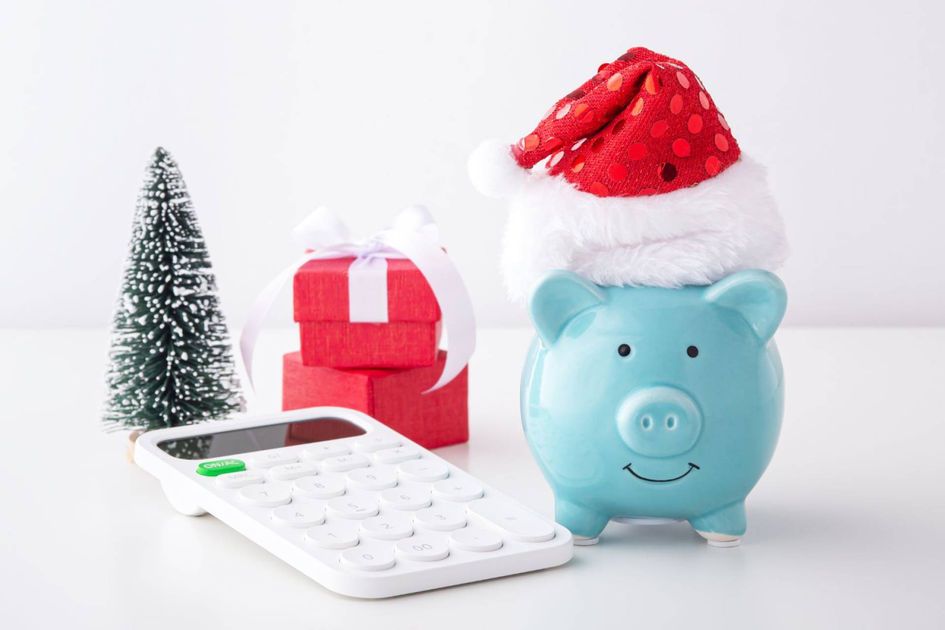 Fiestas de fin de año: Consejos para evitar deudas y promover un consumo consciente