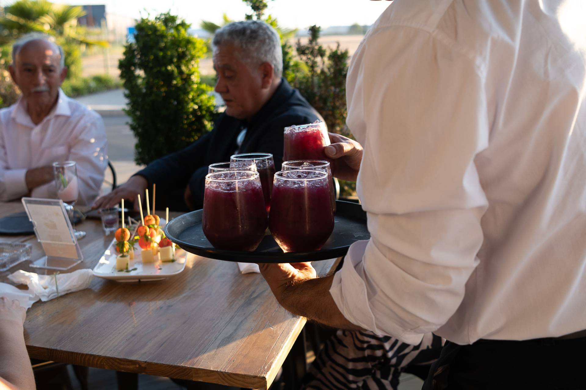 Presentan jugo elaborado con uva País gracias a proyecto financiado por el Gobierno Regional