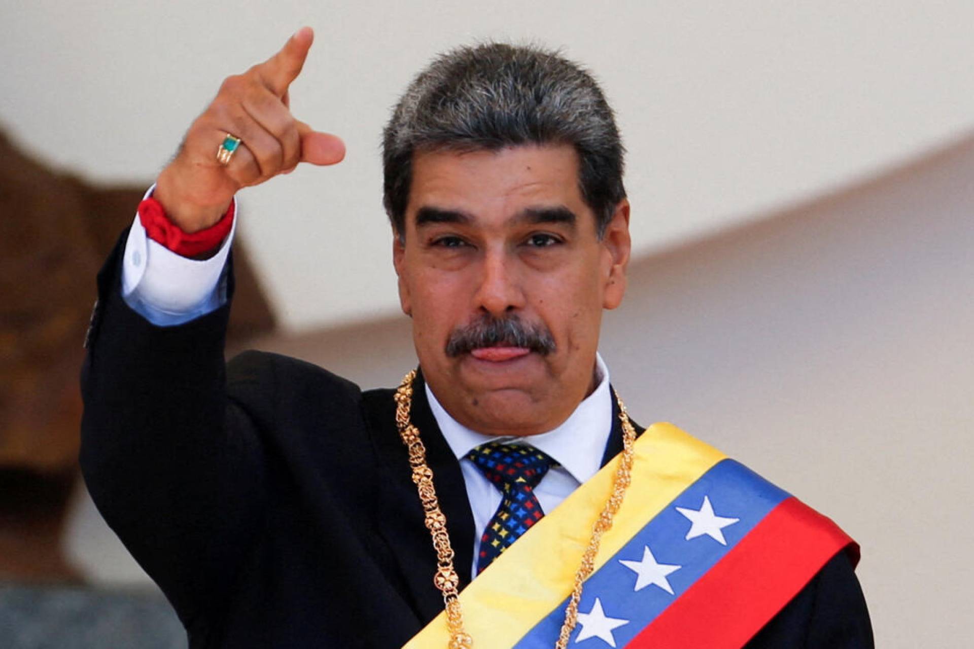 Cuba califica de "irresponsable" propuesta de intervención internacional en Venezuela.