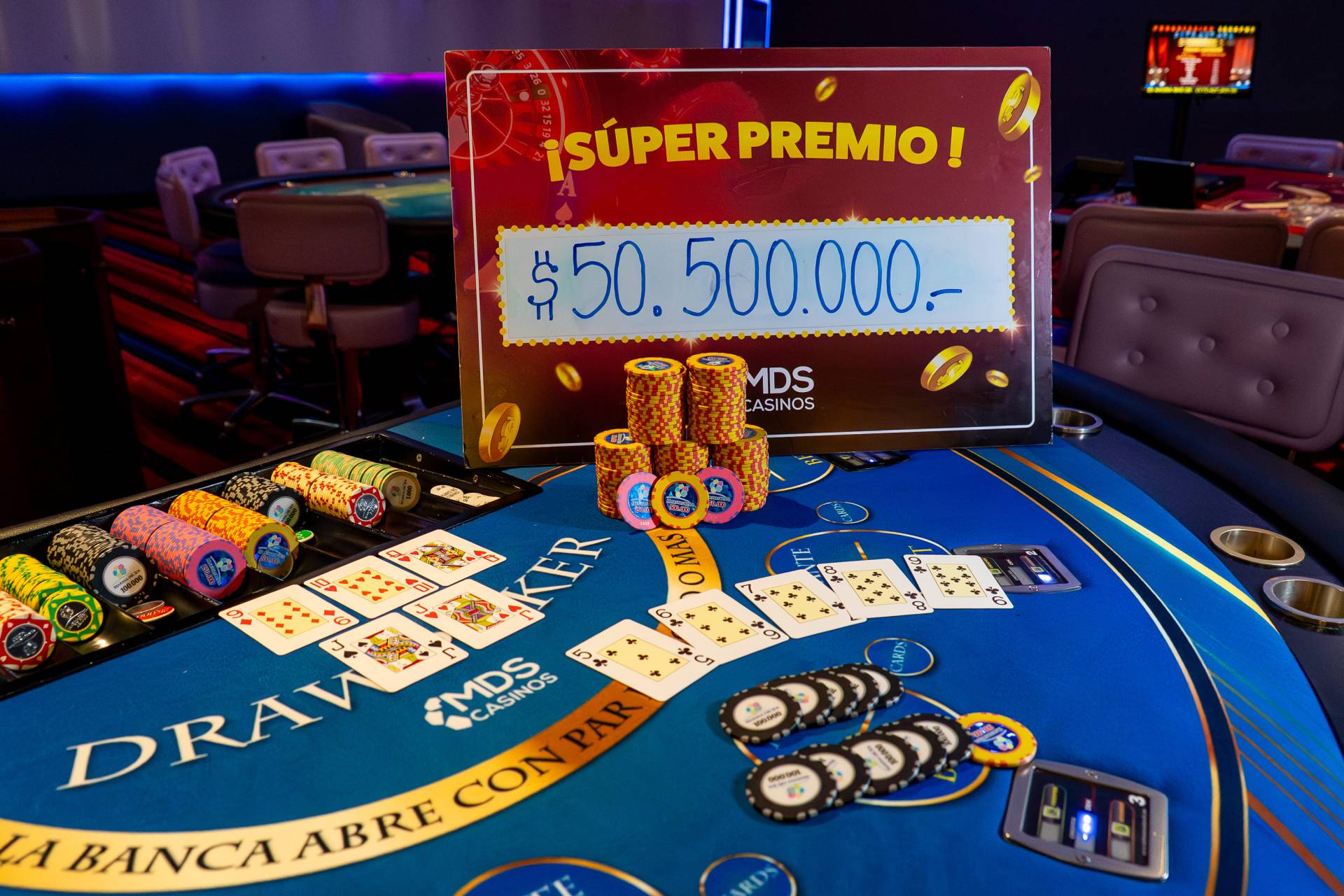 Golpe de suerte en Talcahuano: jugador gana $50.500.000 en Draw Poker, el premio más grande de 2025.