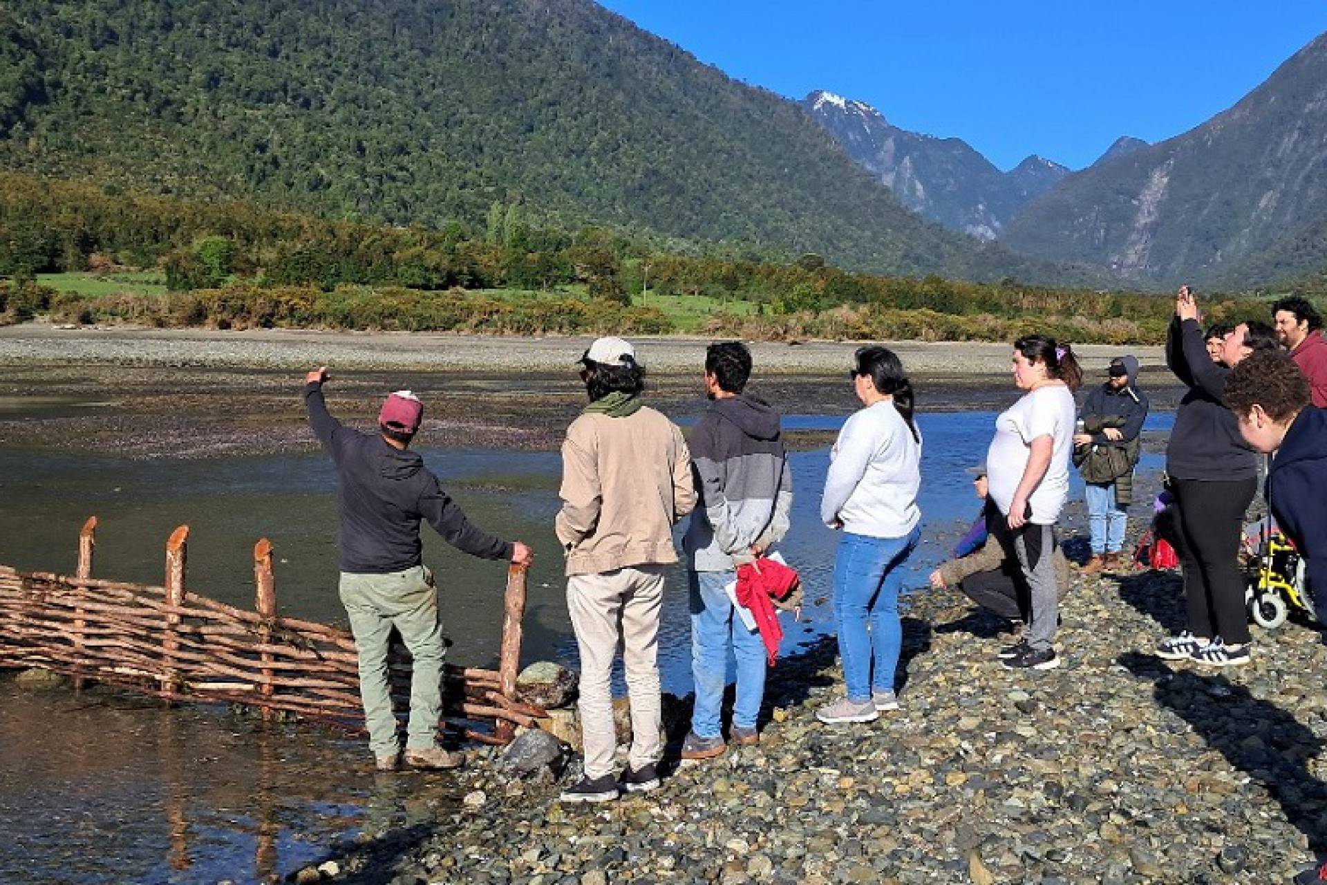 La historia de los corrales de pesca en el Espacio Costero Weki-Wil: Comunidad impulsa su restauración para proteger cultura patrimonial y biodiversidad