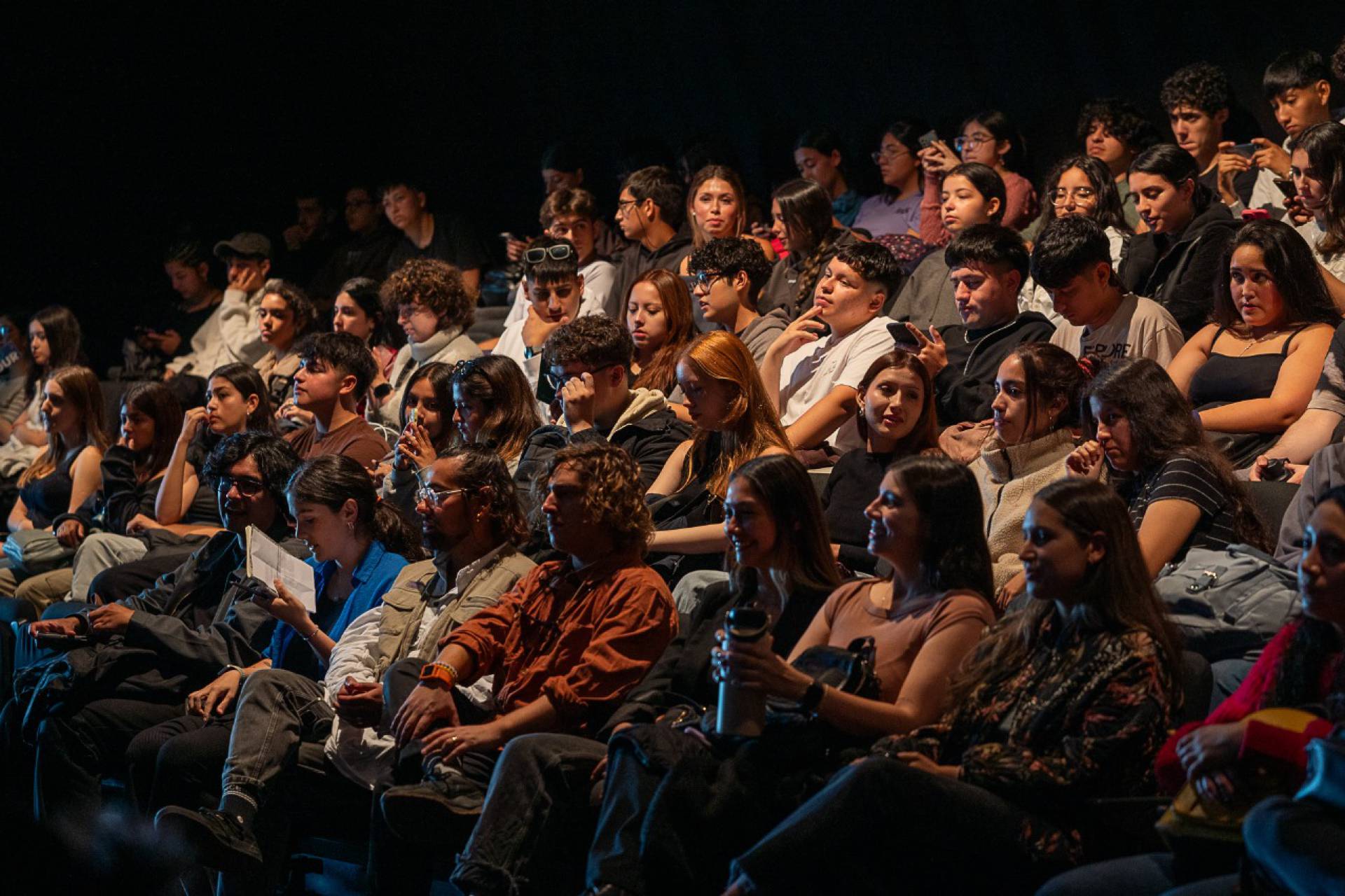 Concepción recibe a grandes arquitectos internacionales para inspirar a futuros profesionales en el Teatro Biobío.