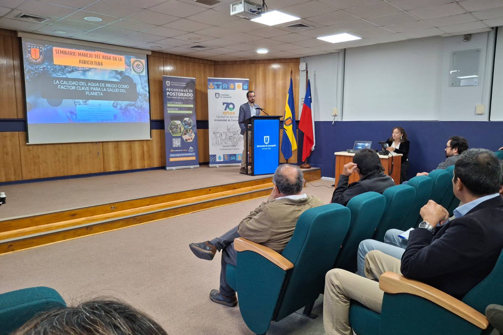 Expertos nacionales e internacionales analizan alternativas para potenciar la eficiencia hídrica en la agricultura local y global