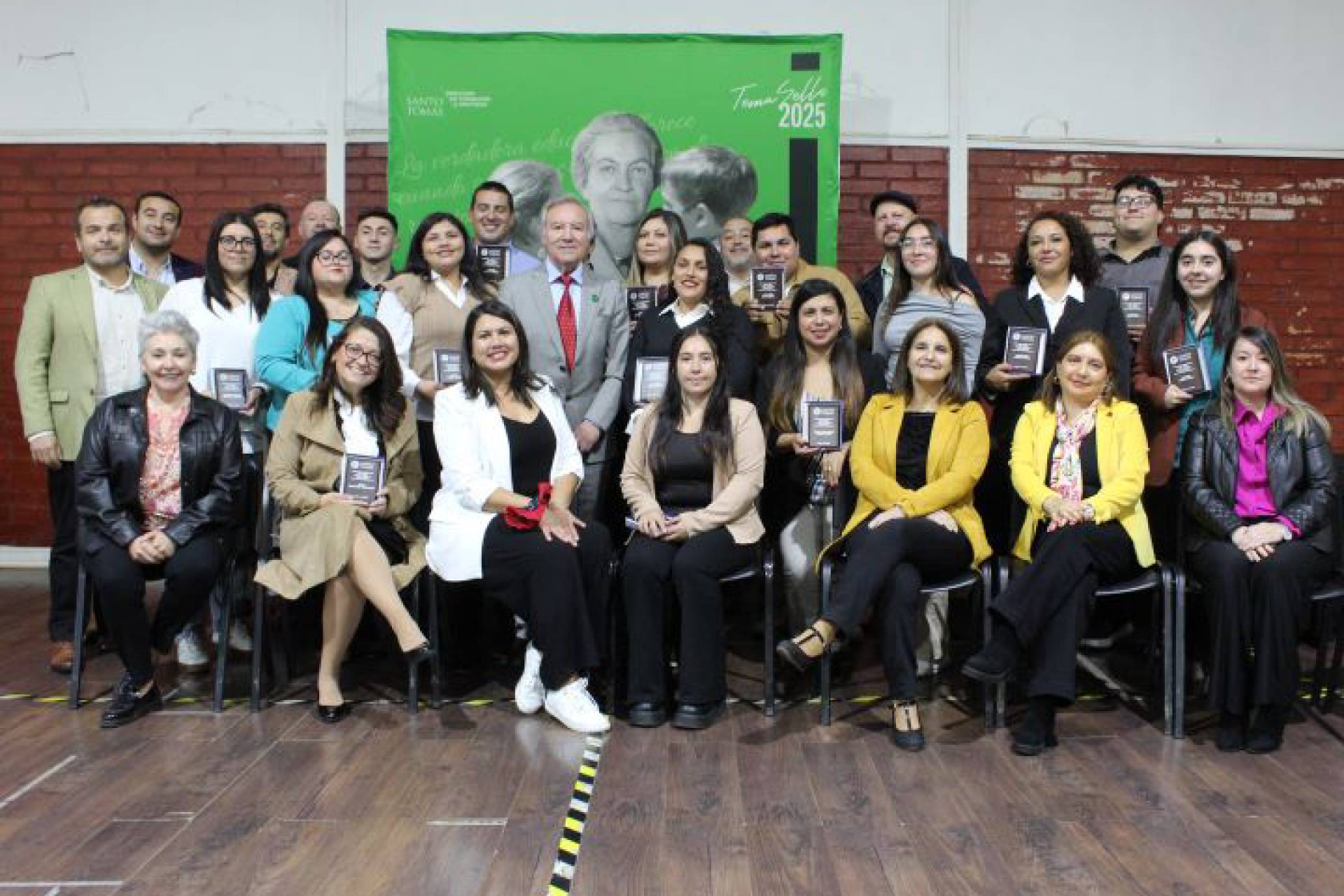 Santo Tomás Chillán reconoce a 18 estudiantes por encarnar valores institucionales destacados