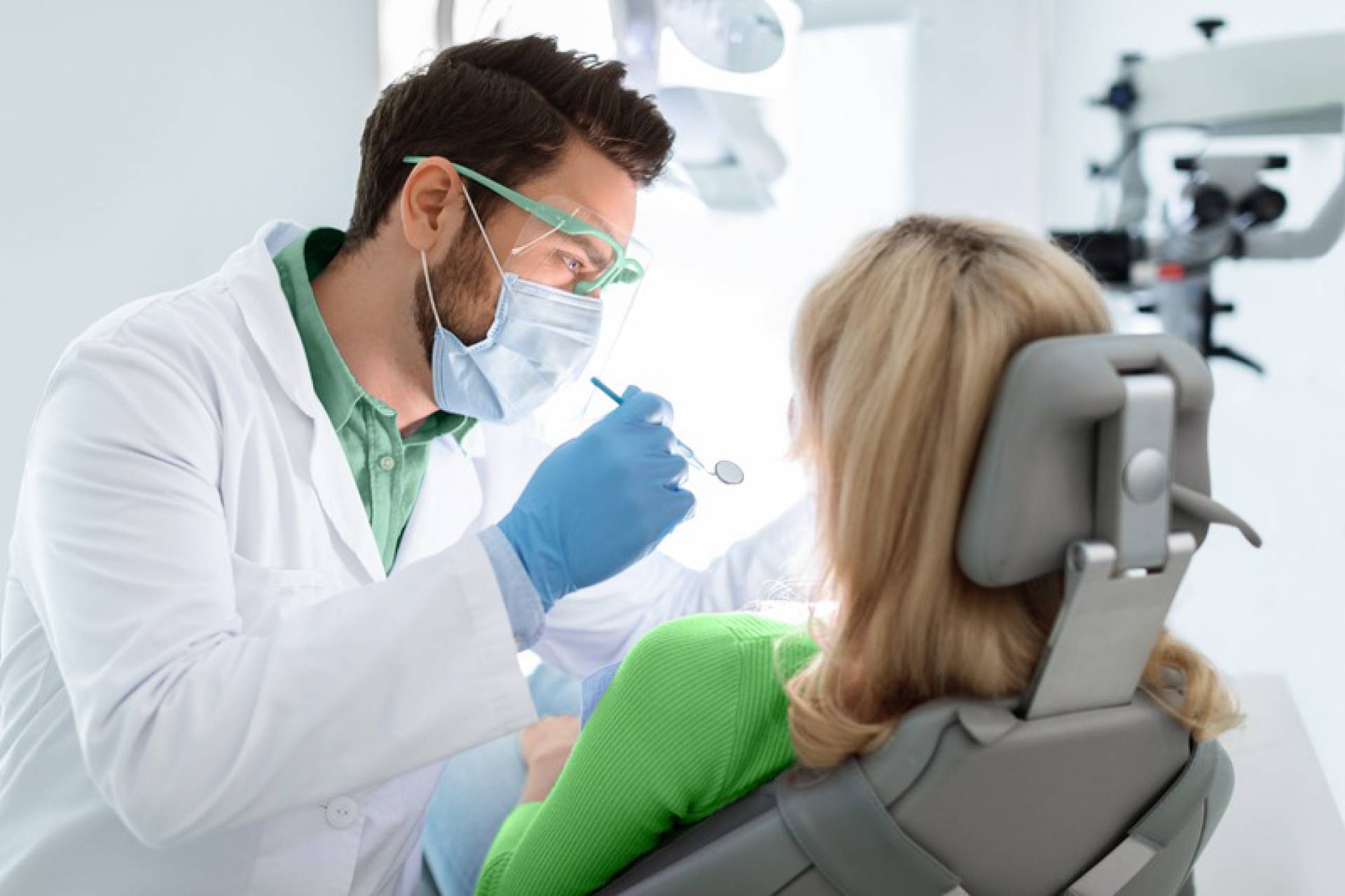 Flúor en Chile: una herramienta clave en la prevención de caries y salud bucal