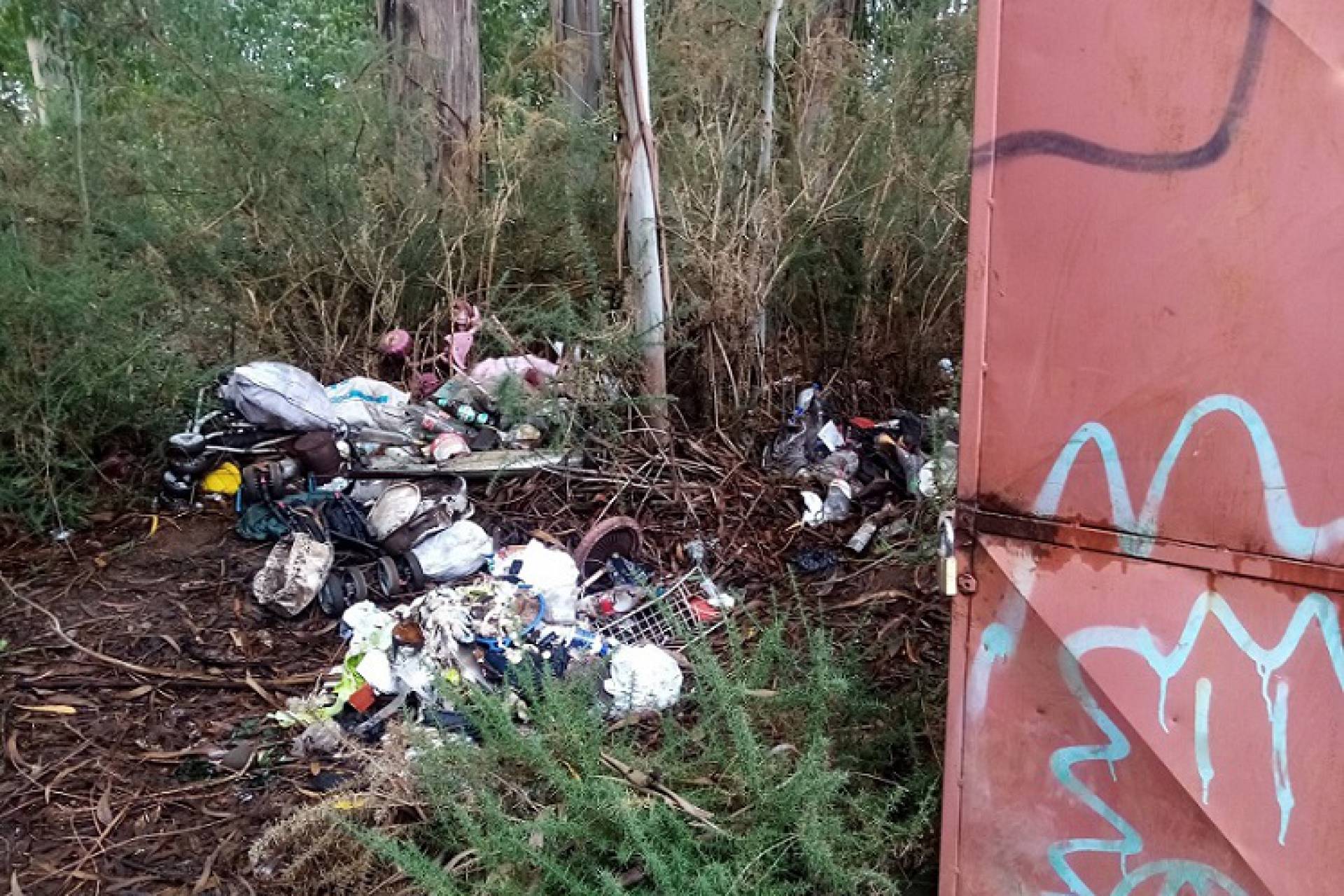 Comunidad Mapuche exige fin al racismo ambiental en su territorio: Basural ilegal, escombrera y aguas servidas en Perquenco