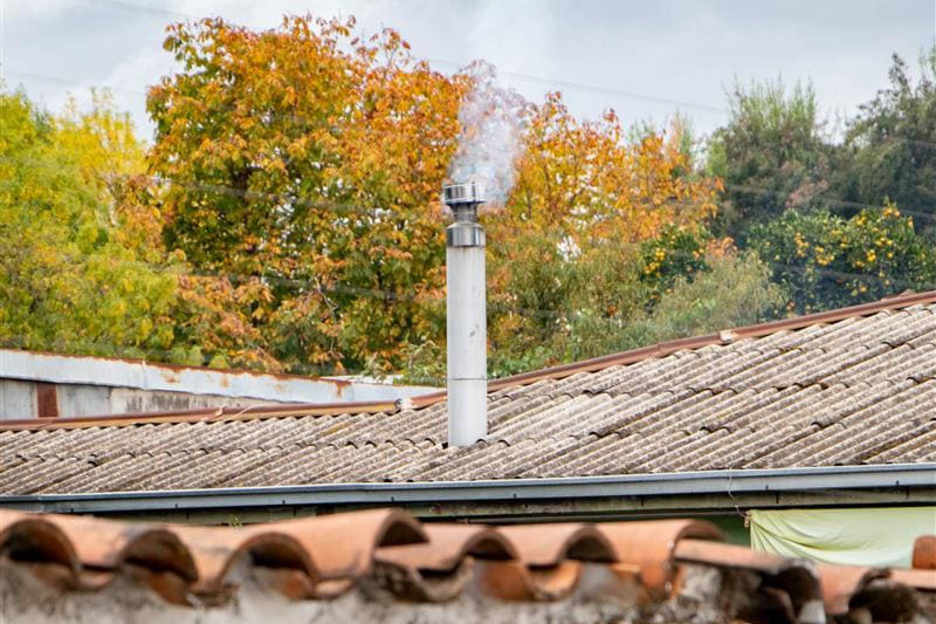 Autoridades alertan sobre el primer episodio de preemergencia ambiental del año en Chillán y Chillán Viejo