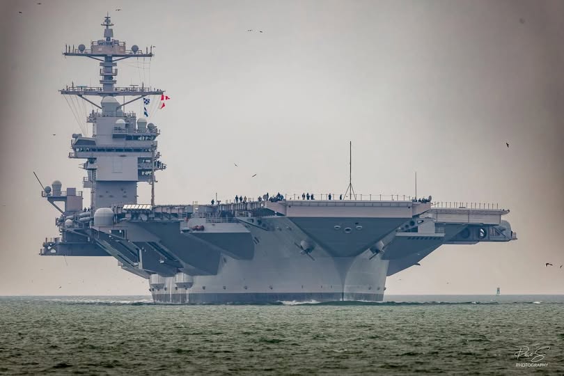 El portaaviones USS John F. Kennedy de Estados Unidos concluye sus exitosas pruebas de mar en Virginia
