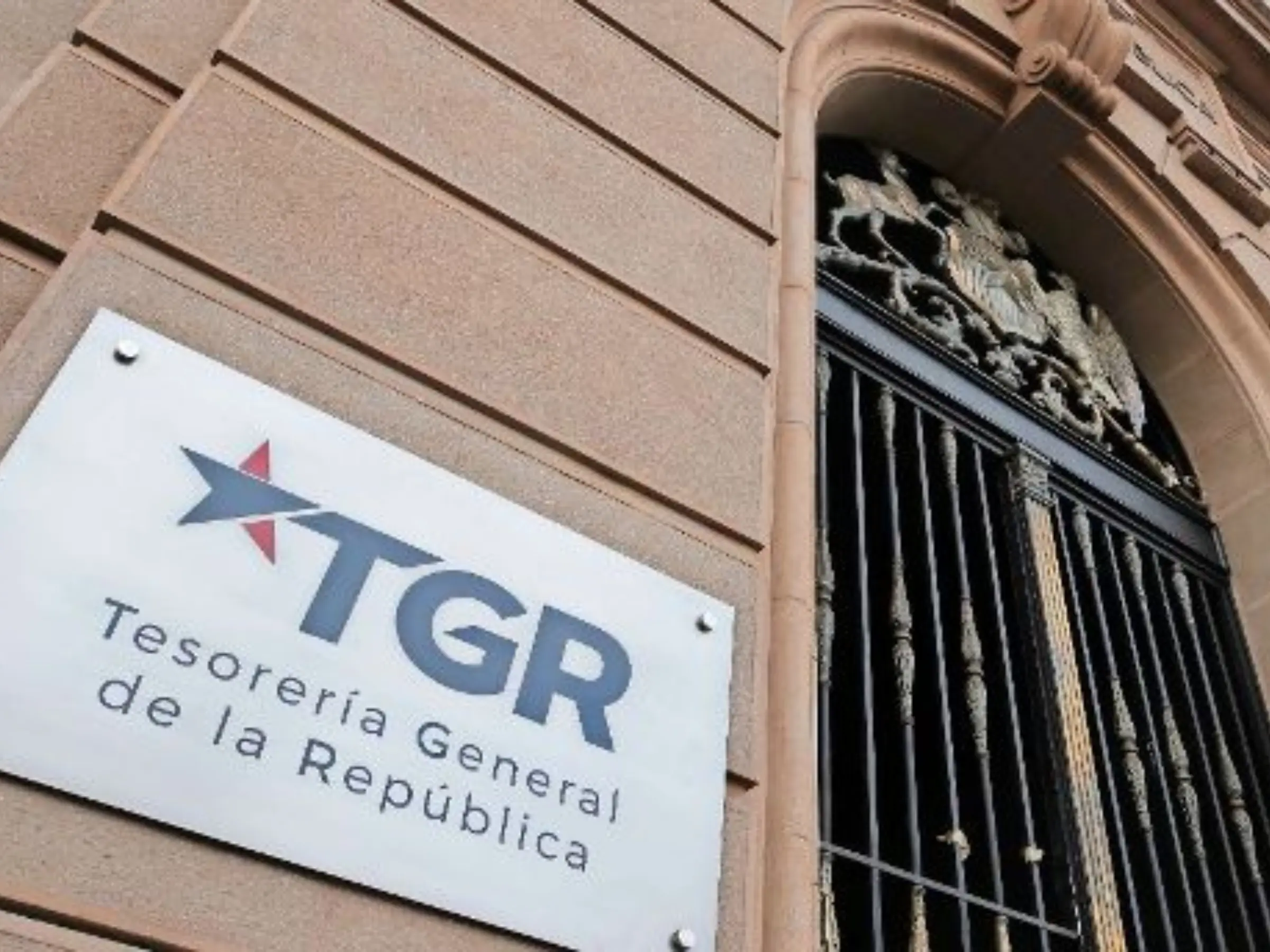 La Contraloría General de la República identifica irregularidades en el proceso de reunificación familiar de ciudadanos haitianos por parte del Servicio Nacional de Migraciones