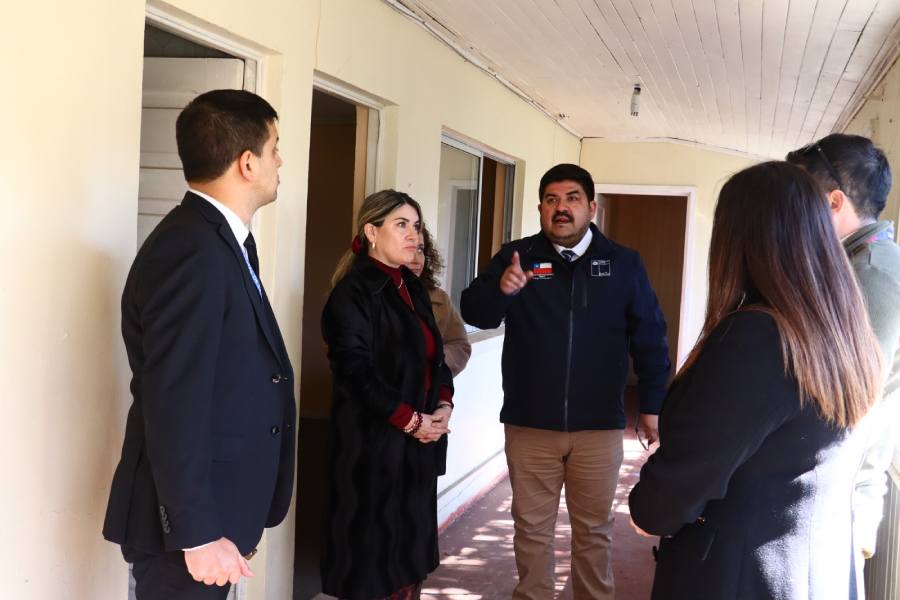 Visita a inmuebles fiscales en San Carlos: Evaluaciones para fortalecer la atención de salud y proyectos de infraestructura