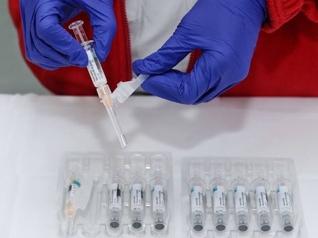 Una vacuna experimental de ARNm combate la reaparición del melanoma: Moderna y Merck revelan resultados de un estudio clínico exitoso