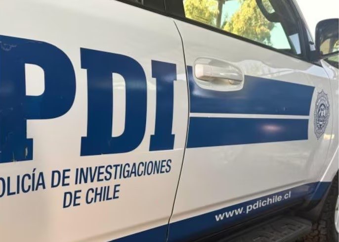 Policía de Investigaciones investiga el robo de un automóvil institucional