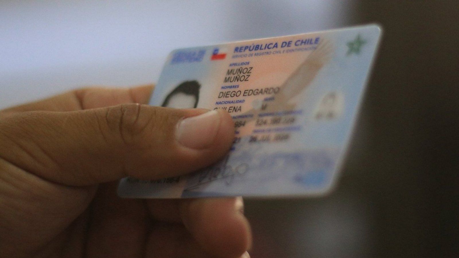 Servel aclara requisitos para sufragar en Chile ante la pérdida de documentos
