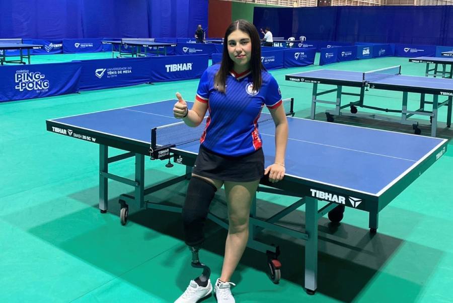 La tenimesista de Ñuble, Joseline Yévenes, avanza hacia el torneo internacional con nueva prótesis